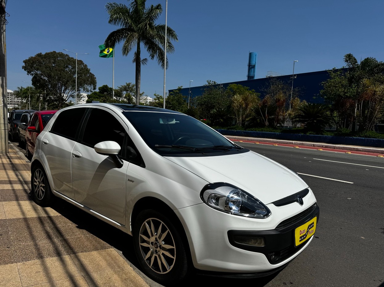 FIAT PUNTO 1.6 ESSENCE 16V